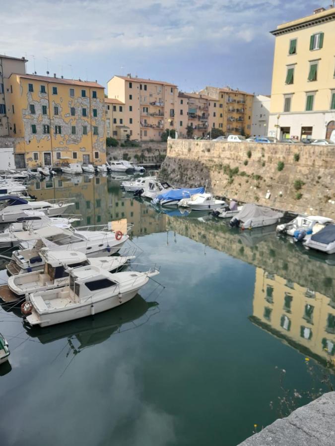 Casa Di Federica Camera Con Bagno Privato Esterno Livorno Eksteriør billede